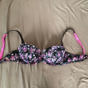 Victoria’s Secret lace push-up bra